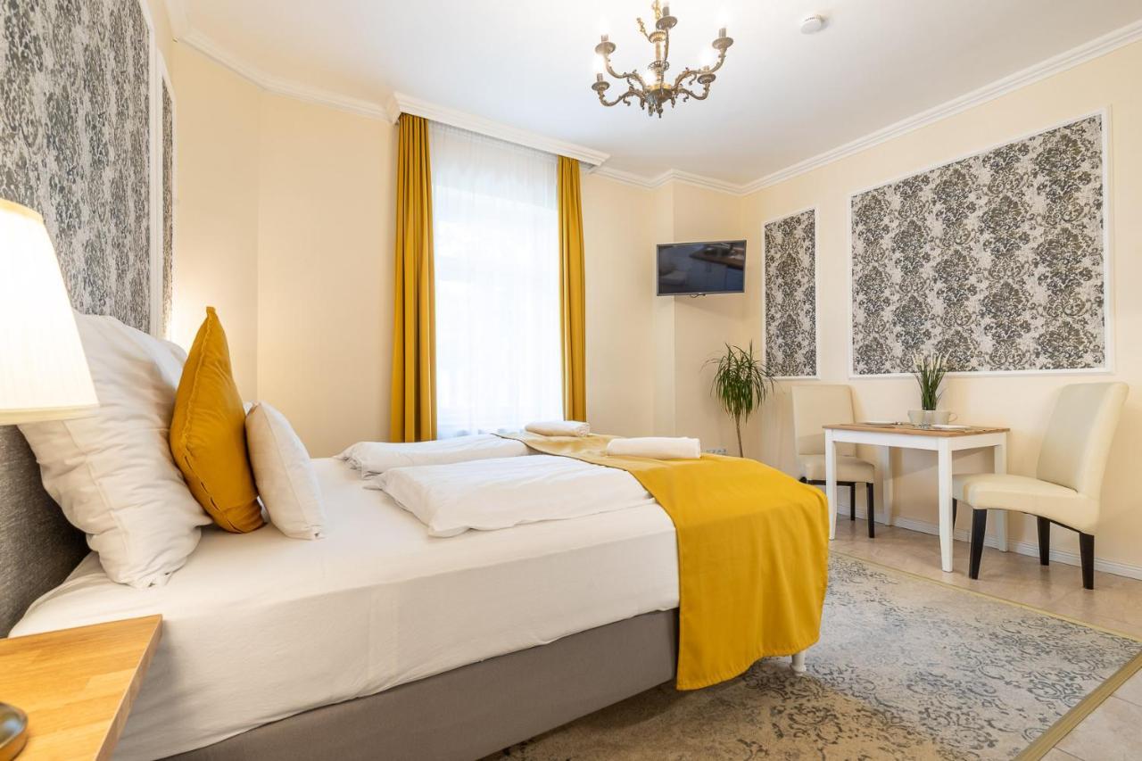 Villa Lucia Hévíz Esterno foto